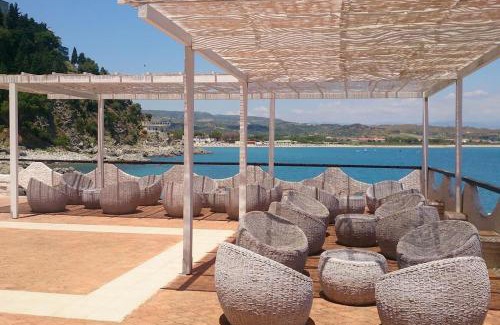 Copanello Apartment | Trilocale IMMinens mari