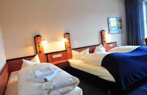 Clausthal-Zellerfeld House | Triple room - Hotel Goldene Krone