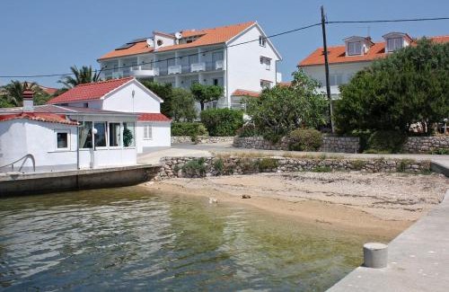 Barbat na Rabu House | Triple Room Barbat 5070b