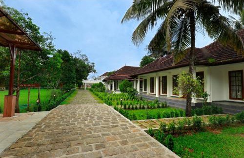 Champakulam Resort | Triveny River Palace