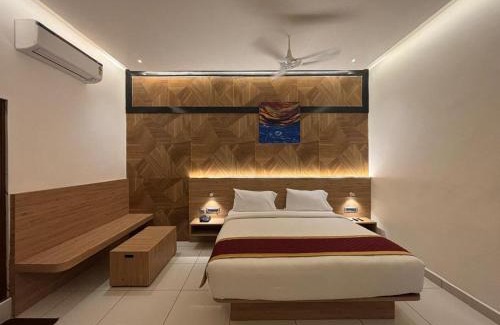 Chirala Hotel | Triviera Hotel Chirala