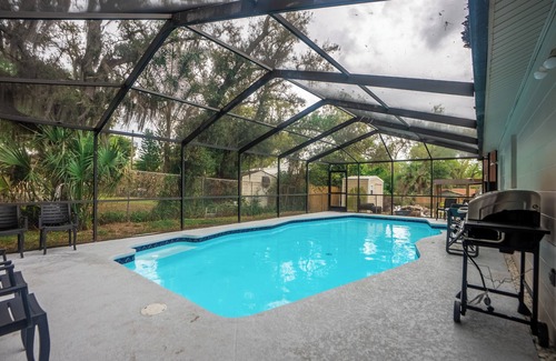 Terrace Park House | Tropical Oasis - Private pool - Ace Location