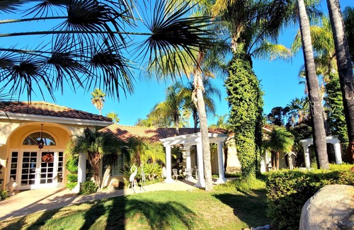 El Cajon House | Tropical Paradise & Serenity - Sportsman's Delight
