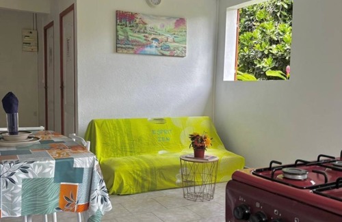 Saint Felix Apartment | TROPICAL SERENITY