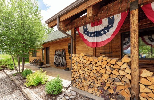 Bozeman Apartment | TroutChasers Suite - Available MSU Football Games, Easy Drive to Stadium