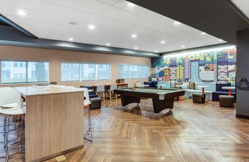 Southside Hotel | Tru By Hilton Jacksonville St Johns Town Center