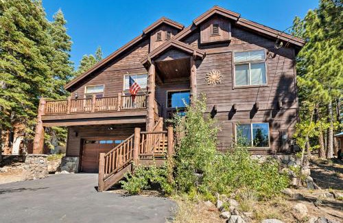 Truckee House | Truckee Escape with Hot Tub Near Ski Resorts