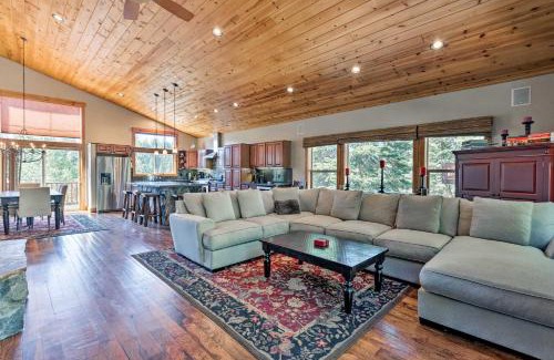 Truckee House | Truckee Escape with Hot Tub Near Ski Resorts