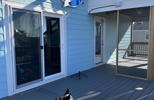 South Nags Head House | True Owner Rental, Hot Tub, EV Charger, Putt Putt, Corn Hole, Linens Included….