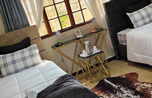 Lusaka Central Cabin | TumTowa Luxury