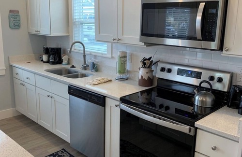 Corolla Light Condo | Turtle’s Nest – Modern Coastal Retreat in Beacon Quarters, Corolla; Pet Friendly