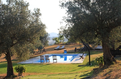 Caldana House | Tuscan country house Le Chiuse with panoramic pool and air conditioning system