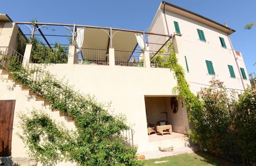 Aiale Cottage | Tuscan Retreat in Aiale