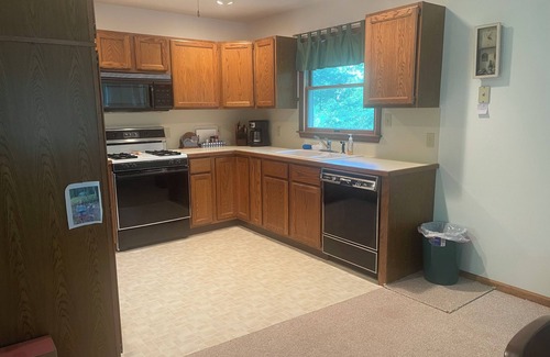 Pentwater House | Tween Town N' Water 3 bedroom, 3 bathroom near Pentwater