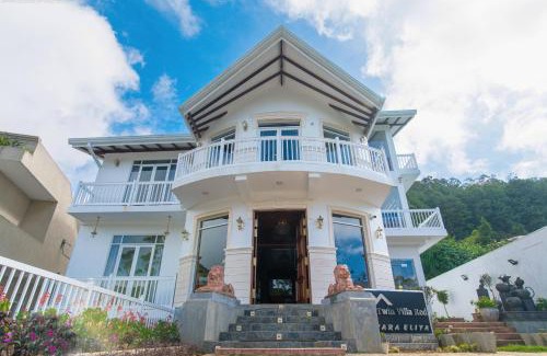 Nuwara Eliya Hotel | Twin Villa Red - Luxury Villa with Mountain View