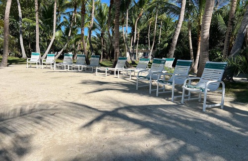 Monroe County House | Two Authentic Conch Houses with Private Beach on FL BAY