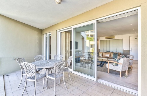 Victoria and Alfred Waterfront Apartment | Two Bedroom Apartment - fully furnished and design in V&a Marina Residential