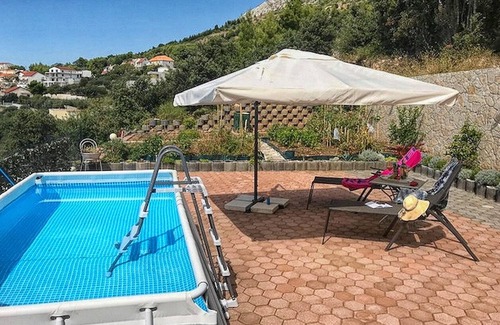Stanici Apartment | Two bedroom apartment with terrace and sea view Stanići, Omiš (A-18676-a)