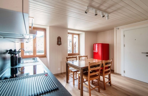 Osco Apartment | Two-bedroom apartment surrounded by the Leventina mountains (RITOM)