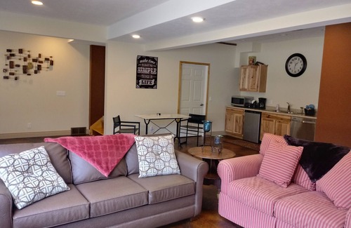 Holland House | Two great towns, one great location