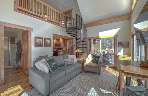 Tamassee House | TWO Home Resort ON a Private Waterfall!