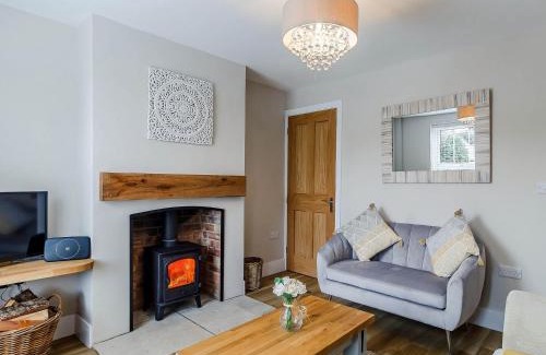 Holt House | Twoo Hoots