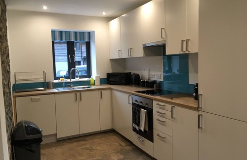 Brecon Cottage | Ty Glo Cottage BreconBeacons Rural views. 2 bedrooms 2 bathrooms sleeps 5 Wifi