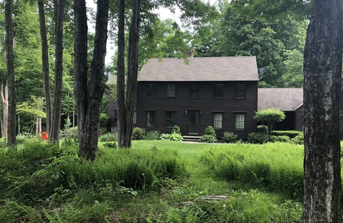 Roxbury House | Tyler Hill - Catskill Country Getaway - Minutes to Wedding Venues