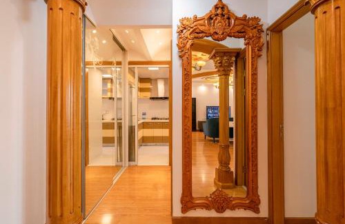 Xujiahui Apartment | Tyms Xujiahui Premium 2BR APT Metro