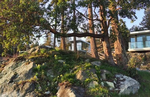 Powell River Apartment | U15 Seaside Serenity: Seal Bay Glamping Retreat