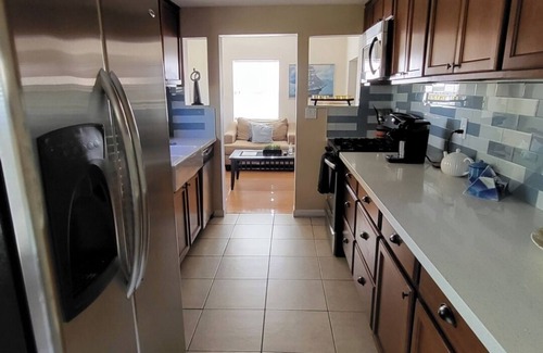 Garfield Apartment | U2 - Private 2BR Walkup APT in DT PHX w/pkg