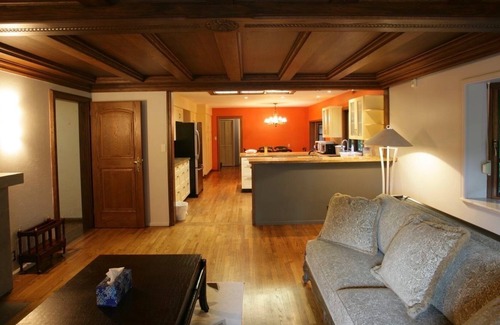 Musqueam First Nation House | UBC Shaughnessy View House Golf Course