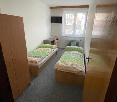 Modra House | Ubytování u zastávky