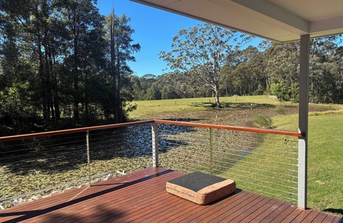 Tapitallee Cottage | Ugottavu Tapitallee Lodges Pet friendly and close by the Bundanon Art Museum