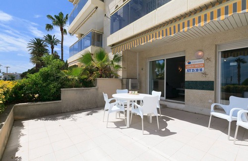 Miami Platja Apartment | UHC LOS FLAMENCOS - Ground floor apartment on the beach front