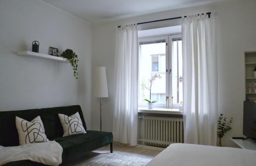 Ullanlinna Apartment | Ullis Studio with Top Location