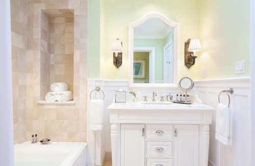 Grace Bay Hotel | Ultimate Beachfront Retreat with Pool, Gourmet Dining, and Ocean Views