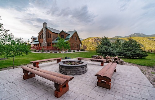 Swan Valley Cabin | Ultimate Idaho Mountain Lodge - Hike, Bike, Ski, Boat, FlyFish, Theater Rm, 4-16