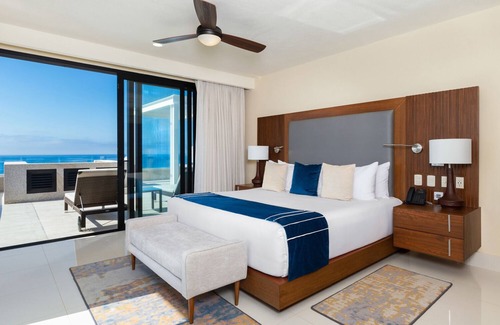 San Jose del Cabo Resort | Ultimate Luxury - 3-Bedroom Penthouse at 5-Diamond Resort