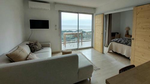 Ajaccio Apartment | Un balcon sur la mer