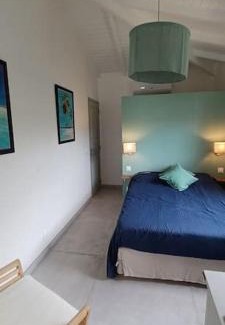 Morel Apartment | Un cocon les pieds dans l'eau