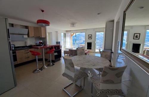 Puy-Sanieres House | Un coin de paradis à Puy Sanières