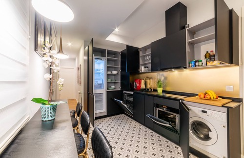 Embajadores Apartment | ✴Unbeatable location- Plaza "Tirso"✴ Luxury with pool billiard- groups🍒families