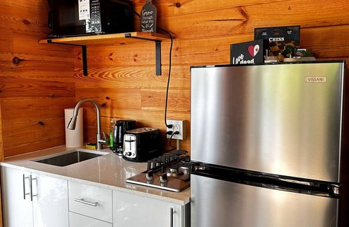 Parry Sound House | Unique 1-Bedroom Eco Log Cabin in Parry Sound #102
