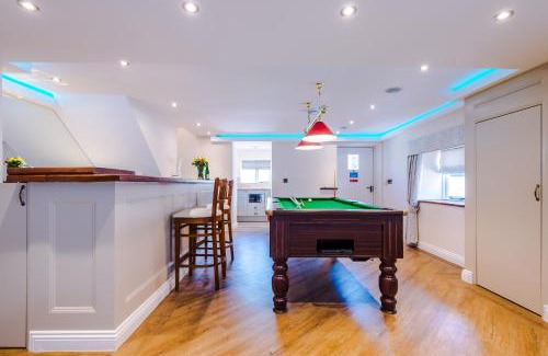 Tarporley House | Unique 2-bed barn in Beeston by 53 Degrees Property, ideal for Families & Friends, Great Location - Sleeps 4