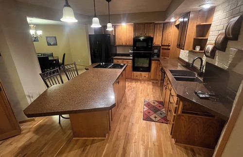 Pierre House | Unique Dome Escape with Missouri River Views, Spacious 3 BR with Rec Room