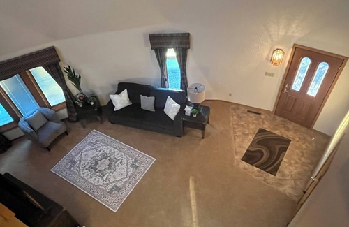 Pierre House | Unique Dome Escape with Missouri River Views, Spacious 3 BR with Rec Room