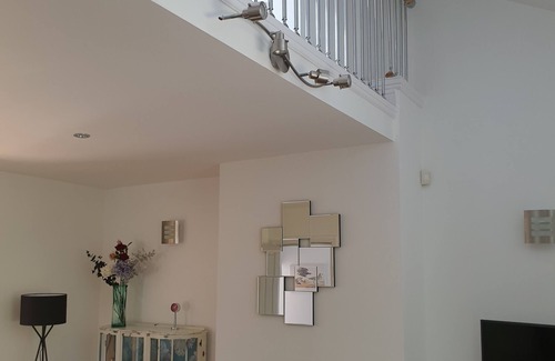 Ainley Top Apartment | Unique grand space