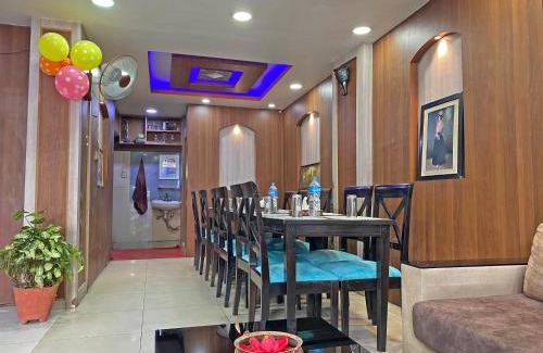 Sinamangal Hotel | Unique Inn