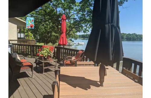 Howe Cottage | Unique Lakeside Retreat with Pedal Boat for a Relaxed, Pet-Friendly Getaway!